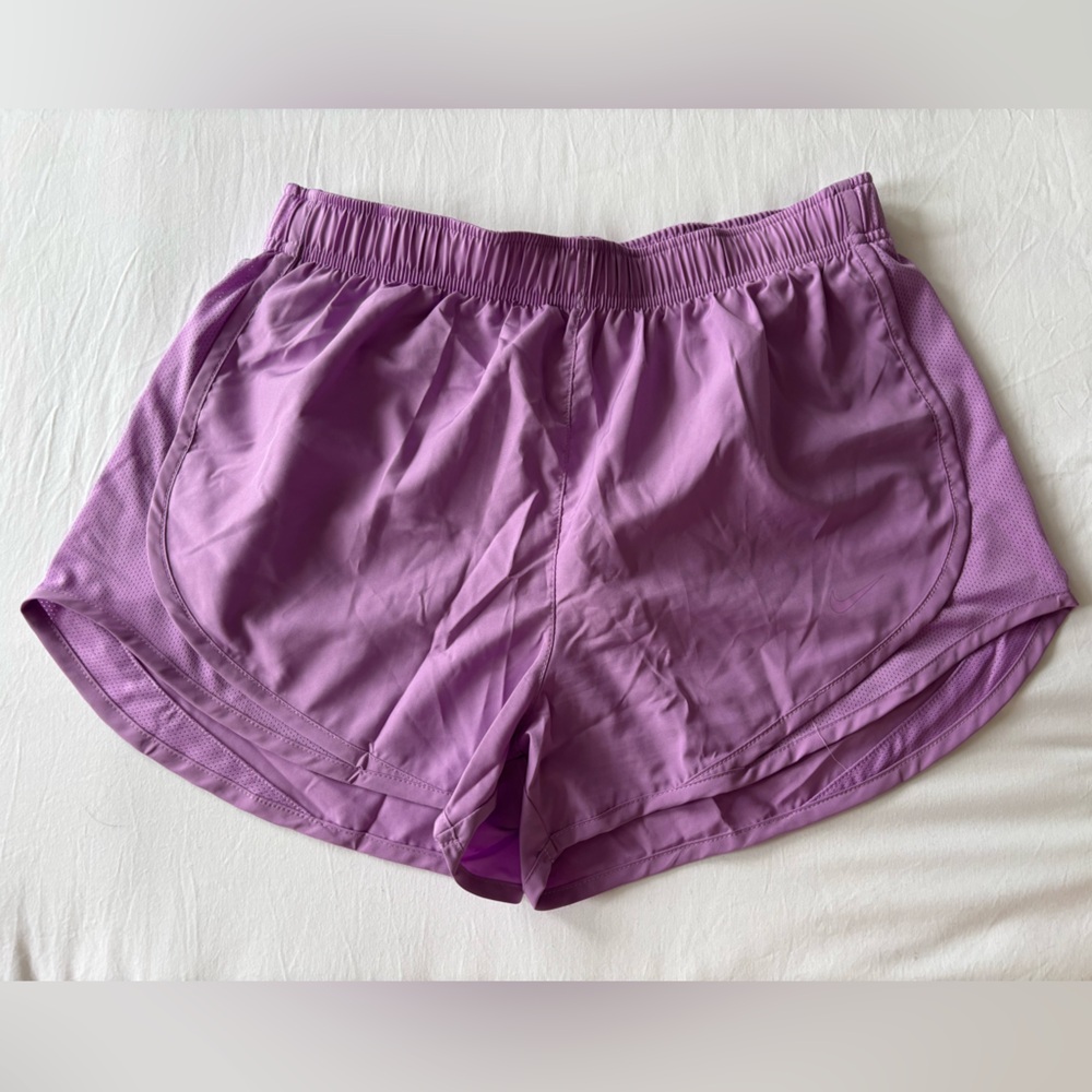 PRE-OWNED Nike Purple Athletic Running Shorts | M